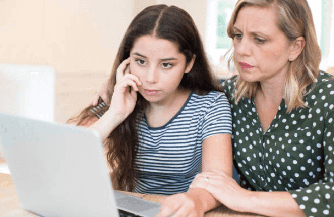 Mum asks for advice after daughter’s friend plans to see boy she met online