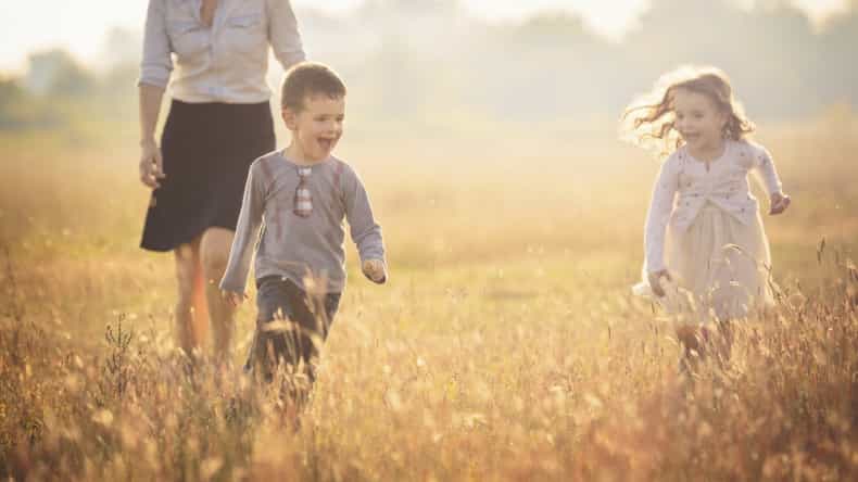 ‘I let it all go’ – Mum gets the most amazing parenting advice from her own dad
