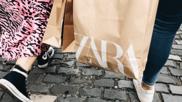 The gorgeous €50 Zara dress that’s perfect for an upcoming Christmas party