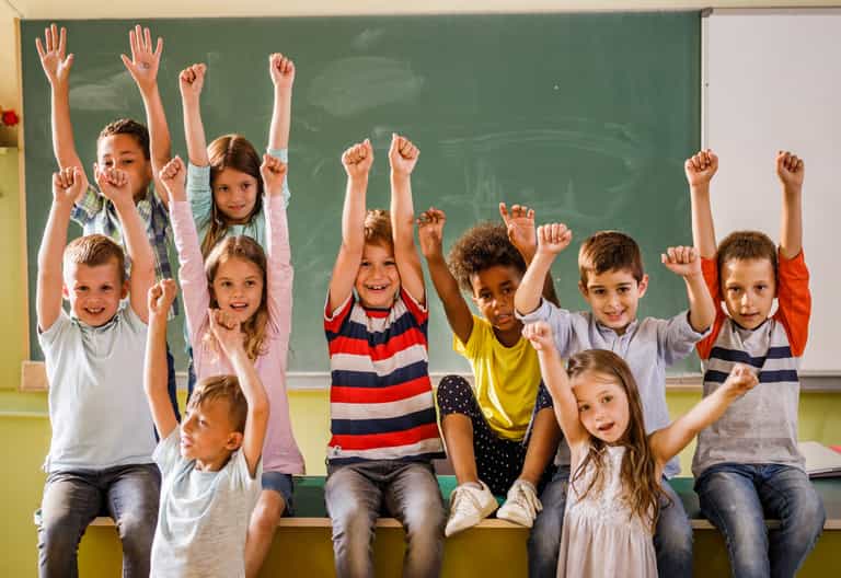 Video shows classmates cheering for 6-year-old boy after he finishes chemo