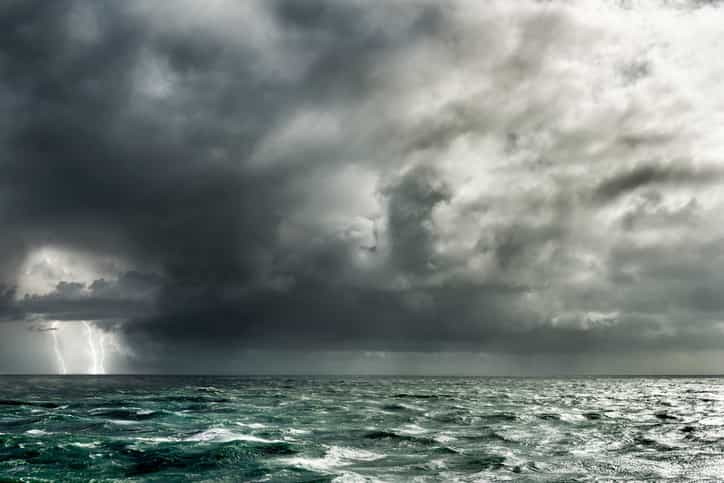 Met Éireann gives an update on when Storm Brendan will arrive in Ireland