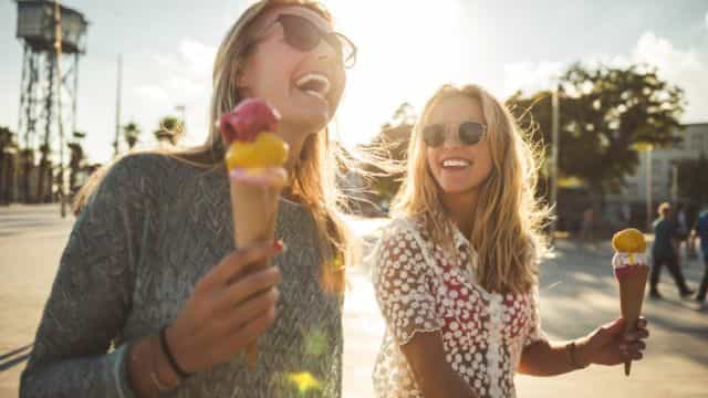 New motherhood can feel lonely: 3 easy steps to finding new mum friends