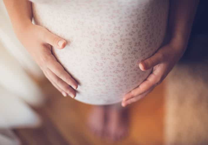People are using this weird science test to figure out the gender of their baby