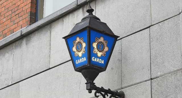 Two arrested after Dublin salon opens twice amid Level 5 restrictions