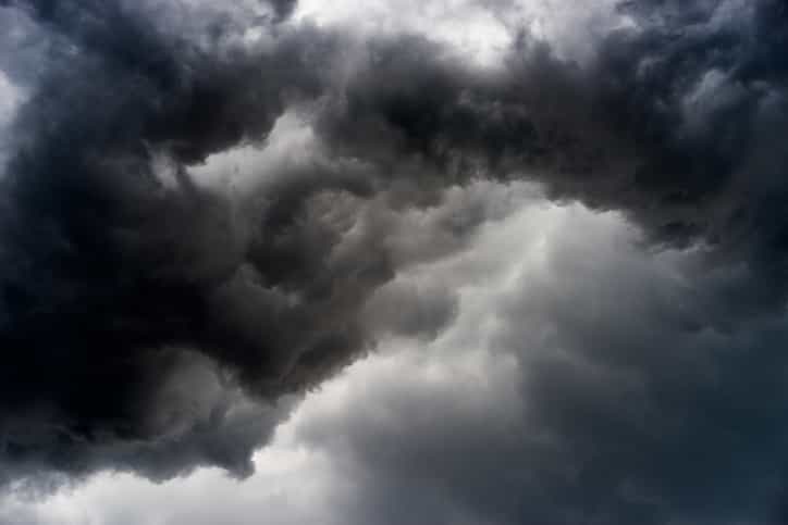Met Éireann warns of “blustery” showers and thunderstorms for next few days