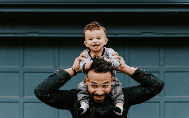 An Irish baby and toy retailer is on the hunt for Ireland’s greatest ‘first time’ dad