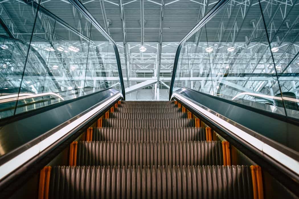 Important safety advice after 2-year-old tragically dies in escalator accident