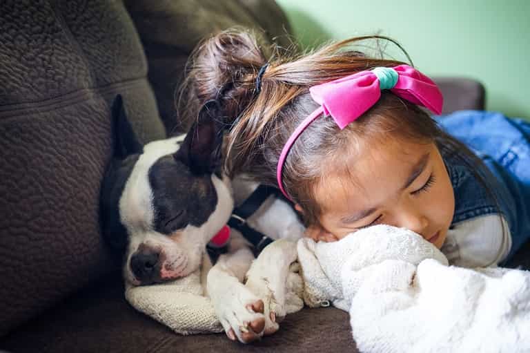 This mum’s trick for getting her kid to sleep might just bloody work!