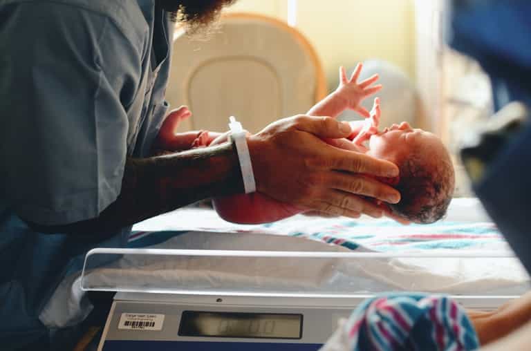 “Nothing was out of the ordinary” – UK mum who had surprise baby didn’t even knew she was pregnant