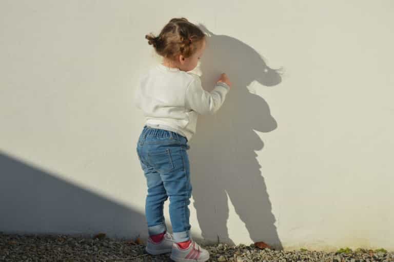 “The message that the world is unsafe has a profound impact” – Psychotherapist on the danger of attachment disorders