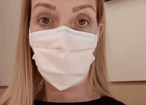Vicky Phelan flies back to the US to start new clinical trial after growth in tumours