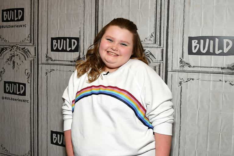 Honey Boo Boo, 16, is dating a 20-year-old college student