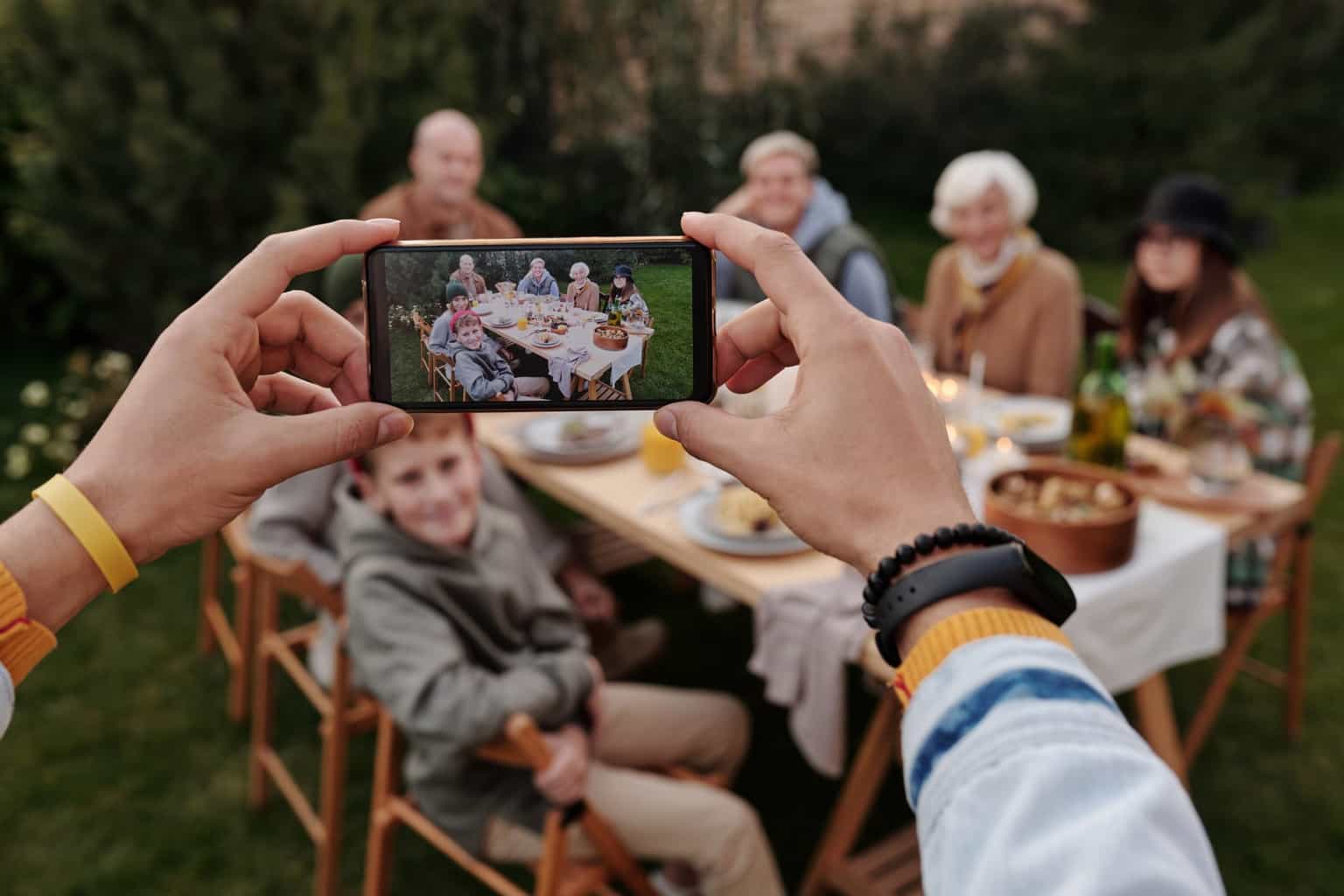 The big mistakes parents make when taking photos of their kids