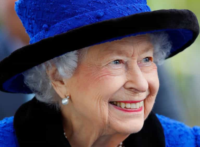 Queen Elizabeth cancels trip to Ireland based on “medical advice”