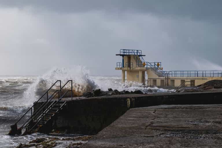 Some schools to close ahead of Storm Barra tomorrow, Government confirms