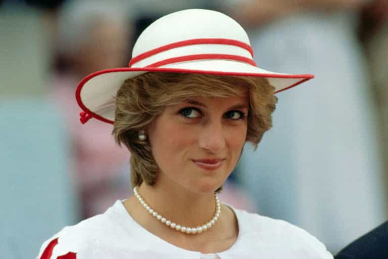 The heartbreaking card Princess Charlotte sent to ‘Granny Diana’ in heaven