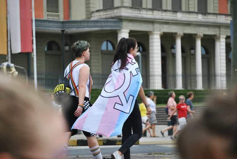 Trans children should receive treatment at a younger age, experts confirm