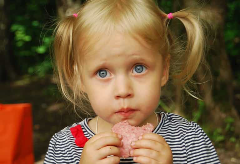 My friend forced my daughter to follow the ‘clean your plate’ rule