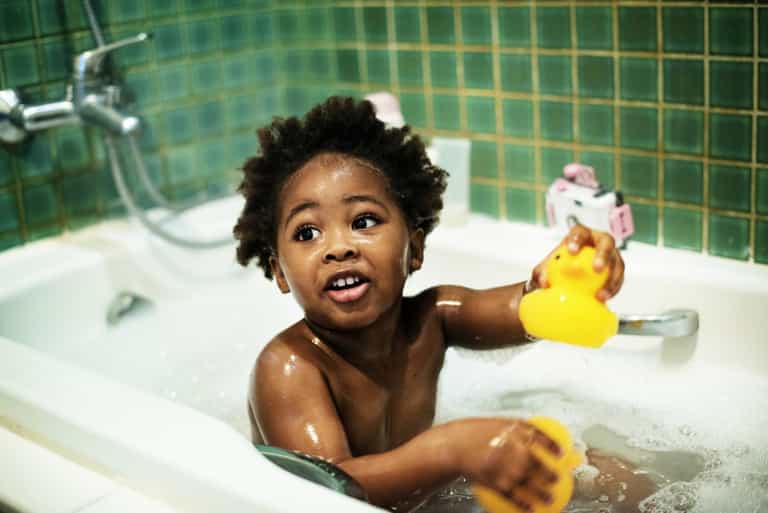 Expert advises parents on how often to clean children’s bath toys