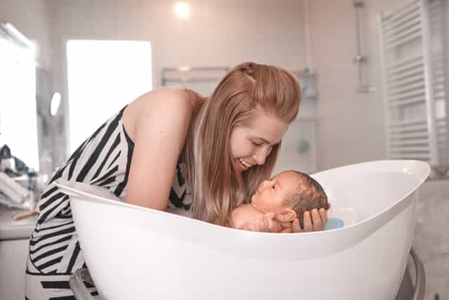 Midwife warns of daily routine myth that can be bad for babies