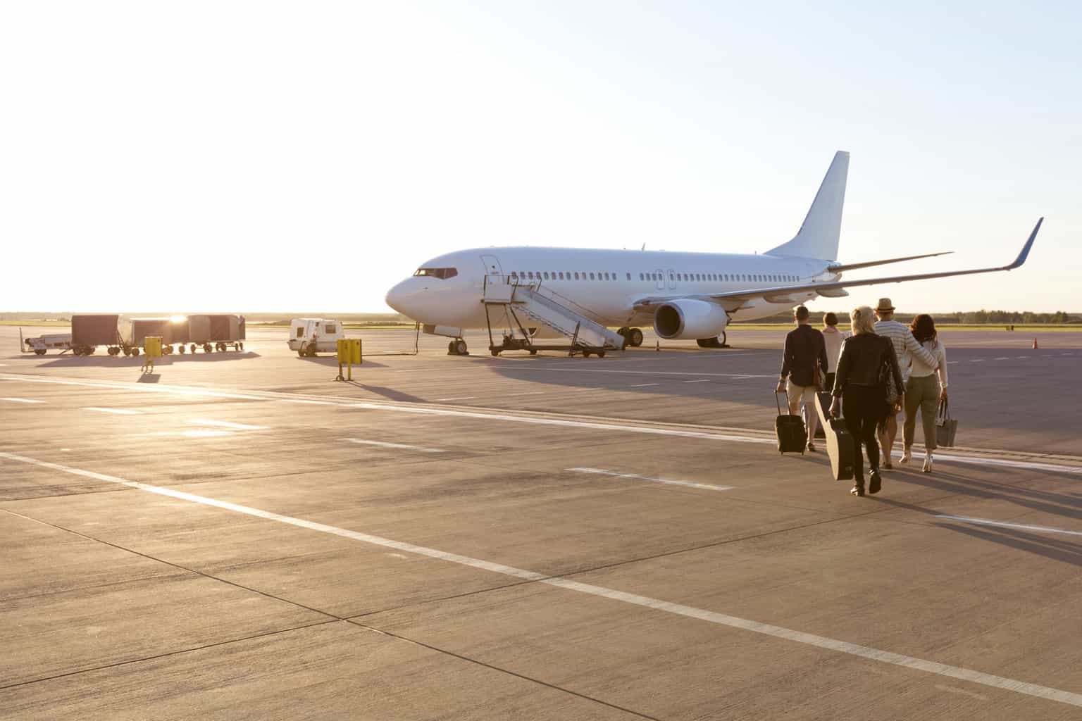 Man slated for boarding plane without wife because she was in Starbucks