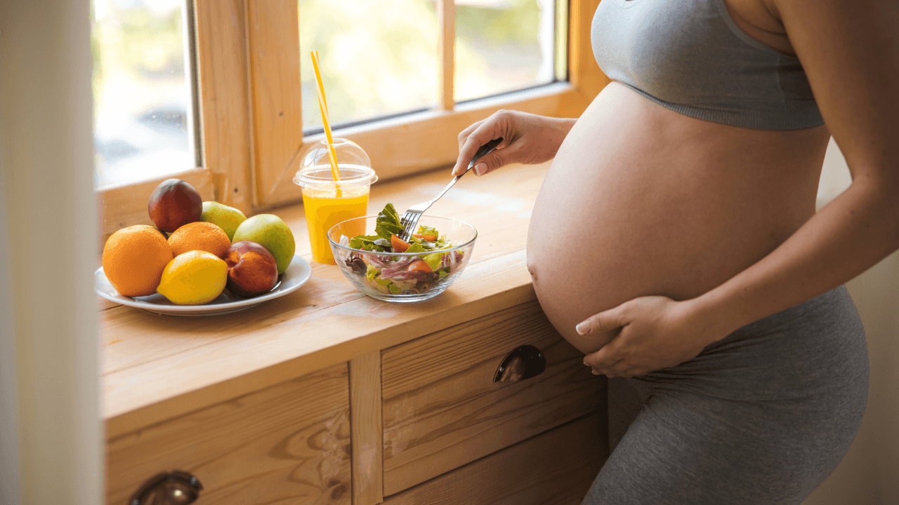 Pre-eclampsia in pregnancy: The top signs to look out for from headaches to nausea