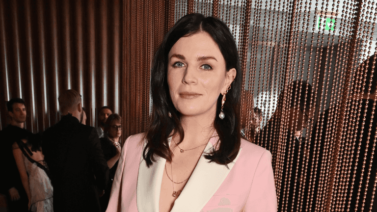 ‘A little gift’ – Aisling Bea has given birth to her first child