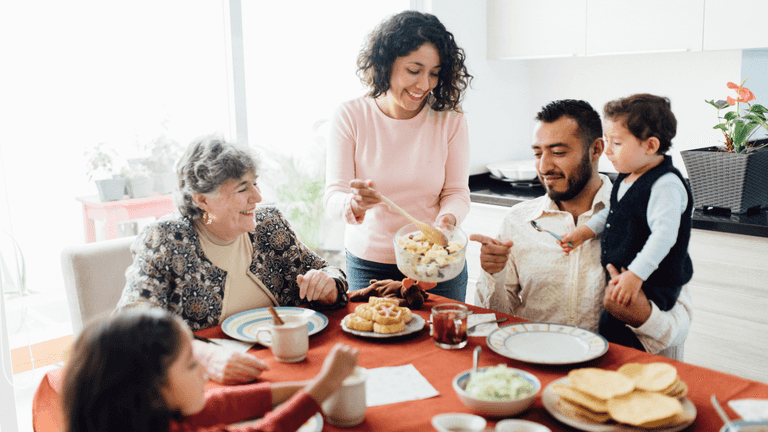 Research reveals what the average family will spend on Christmas