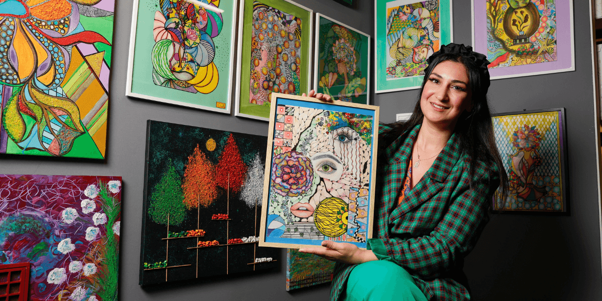 ‘Art really helps me’ – Young homeless mum has artwork featured at Ireland’s biggest art fair