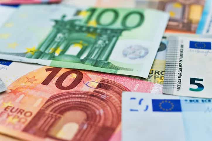 Over 400,000 households to lose out on ‘crucial’ payment next month