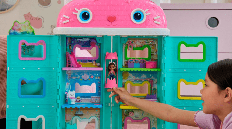 This Gabby’s Dollhouse playset is one of the top toys for Christmas and just had its price slashed