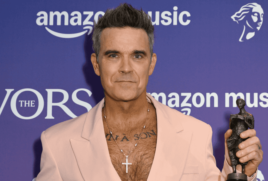 Robbie Williams fears he is going blind as he issues warning