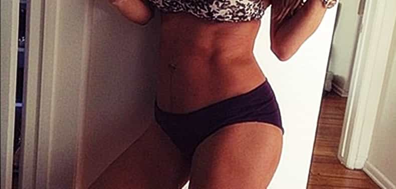 Super slim model shows off taut post-pregnancy tummy