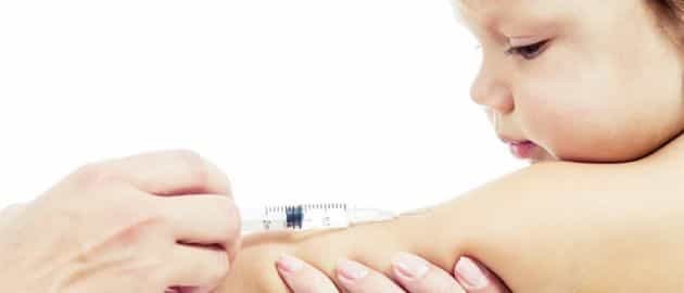 Babies to be offered free meningitis B vaccine Babies to be offered free meningitis B vaccine