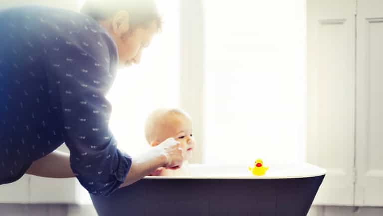 Experts warn that Dads can suffer baby blues too Experts warn that Dads can suffer baby blues too