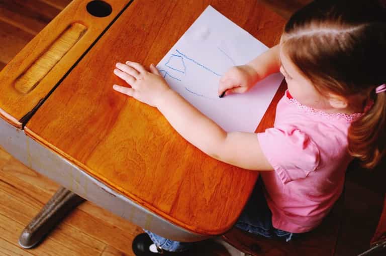 This Little Girl Managed Her Punishment Task Like a Boss This Little Girl Managed Her Punishment Task Like a Boss