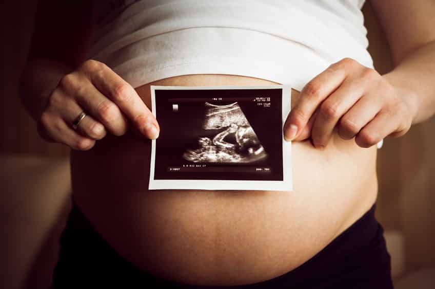 Doctors try to better understand embryo implantation in IVF
