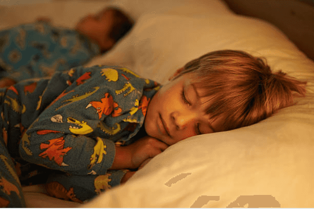 Sound of mum’s voice wakes up kids minutes faster than smoke alarm, shows study