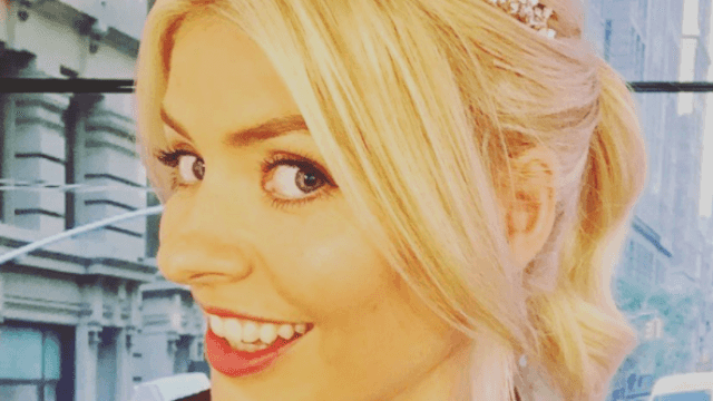 Holly Willoughby is wearing a gorgeous dress to the Brit Awards