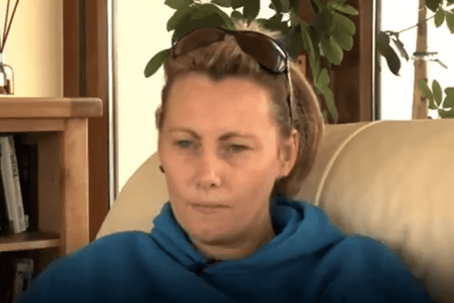 Mum-of-five diagnosed with cancer after being given clear smear test in 2013