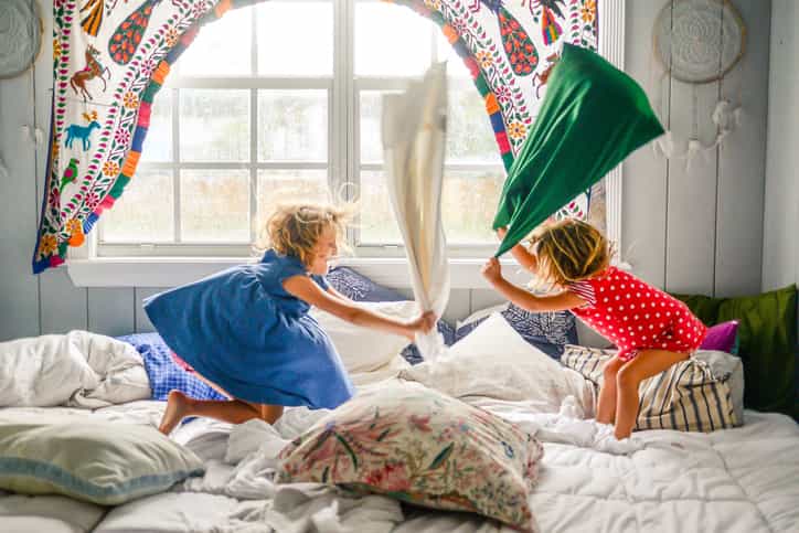 Mum shares the parenting hack that always stops her daughters from fighting Mum shares the parenting hack that always stops her daughters from fighting