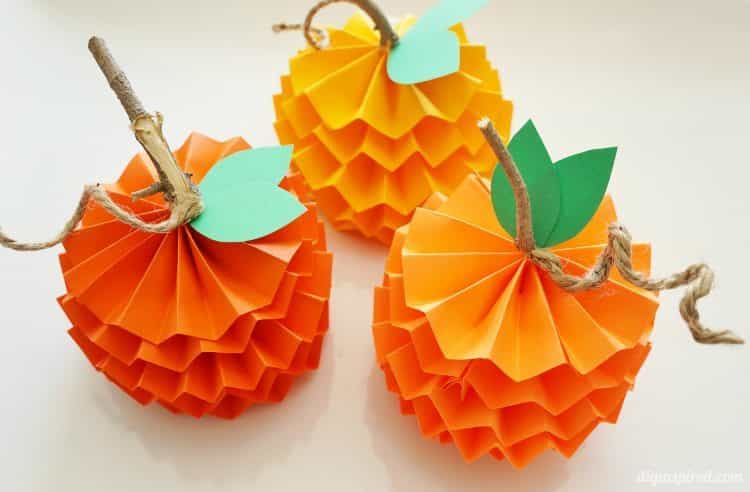5 easy peasy Halloween crafts to make with your kids this long weekend
