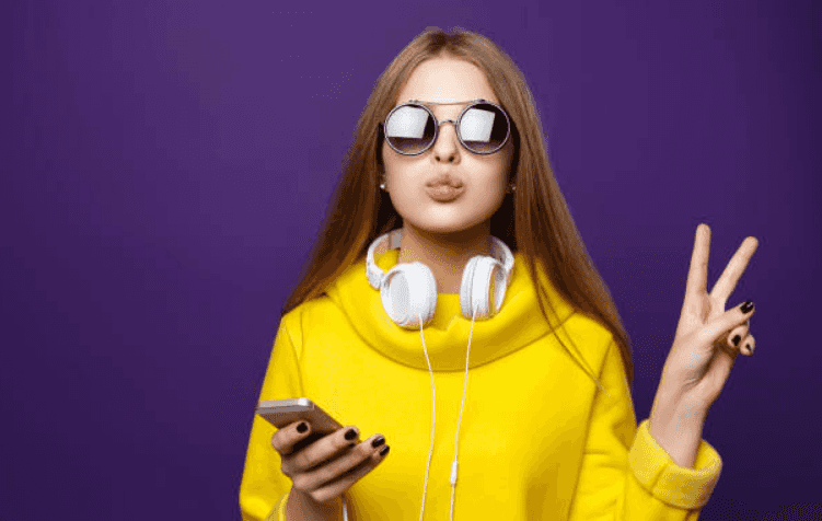 Mum worried as her daughter listens to ‘explicit’ music on Spotify