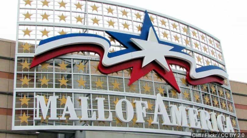 Man throws 5-year-old boy from 3rd floor of shopping centre in Minnesota