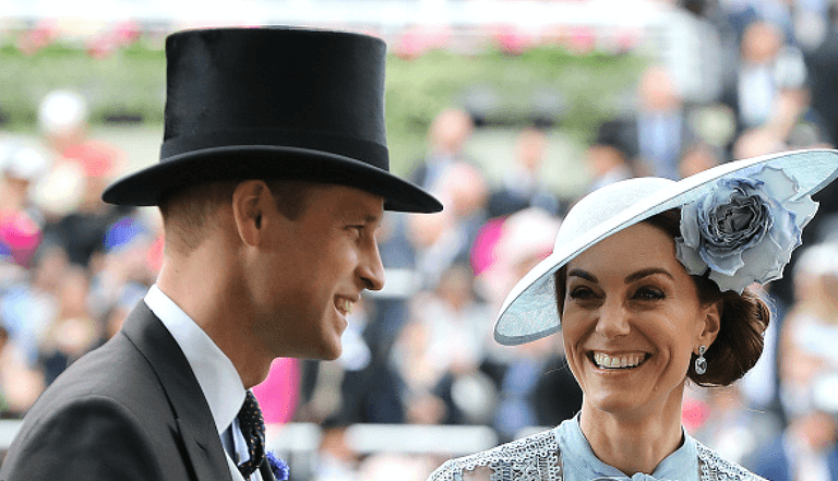 Kate Middleton’s Elie Saab powder blue dress is race day perfection Kate Middleton’s Elie Saab powder blue dress is race day perfection