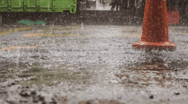 Met Éireann say we’re going to be hit by rain before we see another heatwave