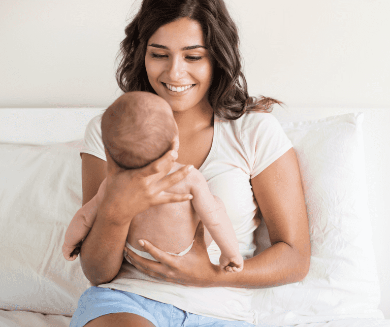 Mum’s viral tweet shows what mums really do when they’re at home with baby Mum’s viral tweet shows what mums really do when they’re at home with baby