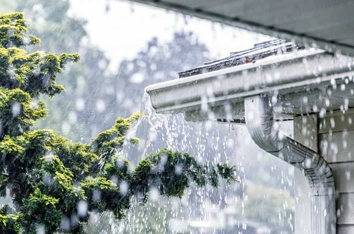 Met Éireann say conditions will be frosty, foggy and wet today