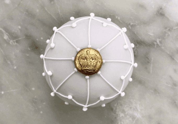 Buckingham Palace has shared a very royal cake recipe that’s literally fit for a queen Buckingham Palace has shared a very royal cake recipe that’s literally fit for a queen
