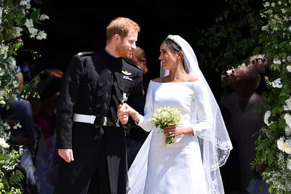 Harry and Meghan married in secret three days before their “wedding” Harry and Meghan married in secret three days before their “wedding”